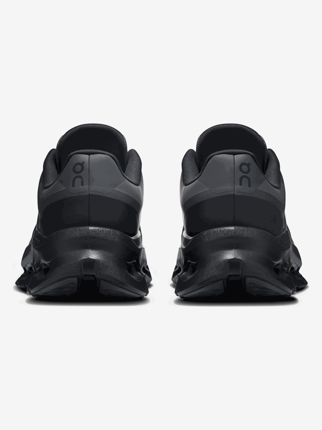 ON RUNNING - Men Cloudtilt Remix Sneakers