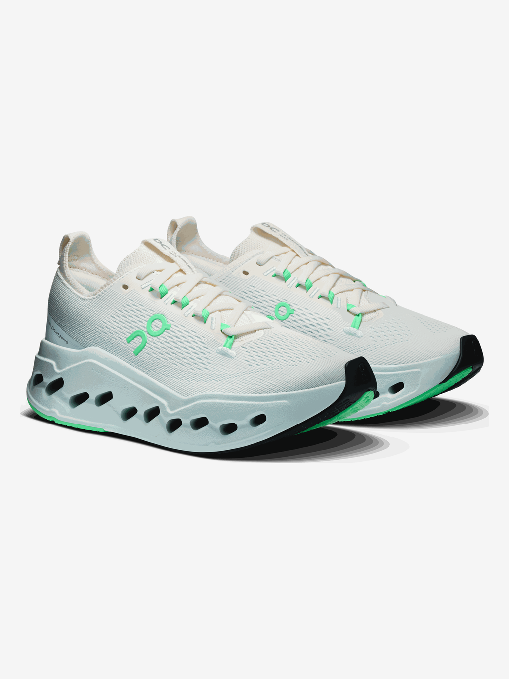ON RUNNING - Women Cloudsurfer Max Sneakers
