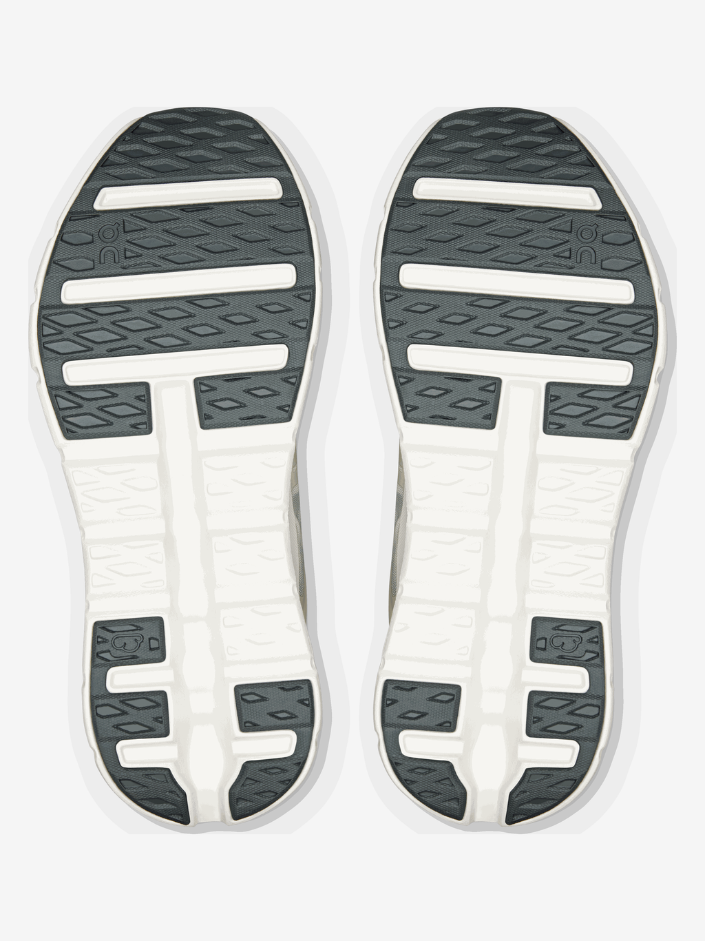 ON RUNNING - Women Cloudtilt Remix Sneakers