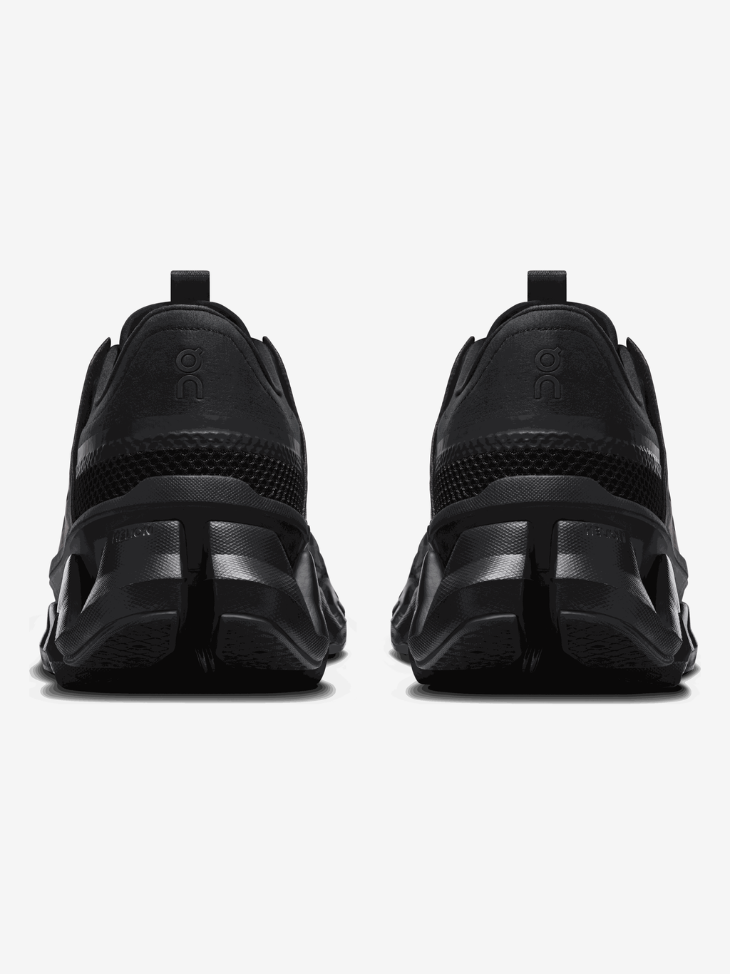 ON RUNNING - Women Cloudswift Amp Sneakers