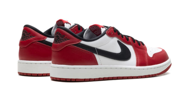 Air Jordan 1 Low OG Chicago (2025) – HQ6998-600
