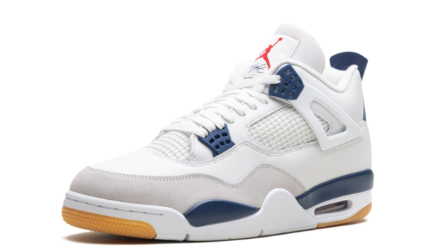 Air Jordan 4 x Nike SB Sneaker