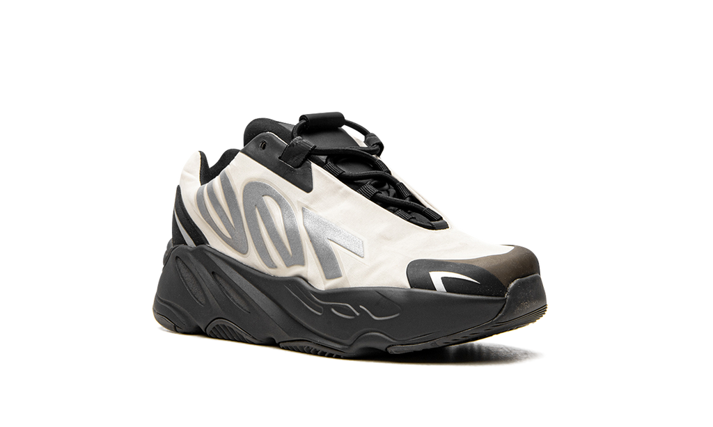 Yeezy Boost 700 MNVN KIDS "Bone" FY3730