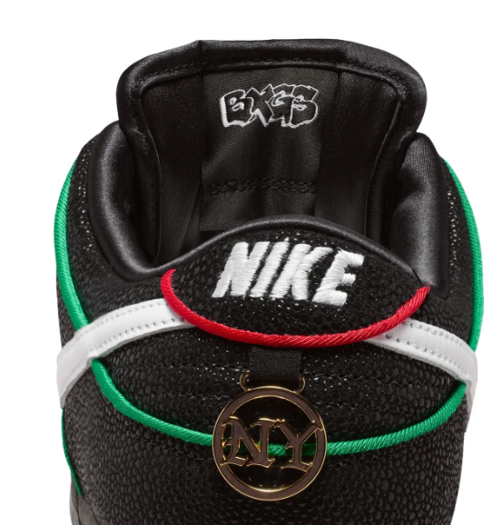 Nike SB Dunk Low Pro QS