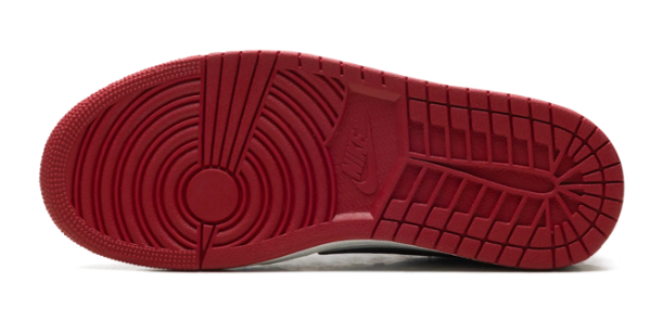 Air Jordan 1 Low OG Chicago (2025) – HQ6998-600