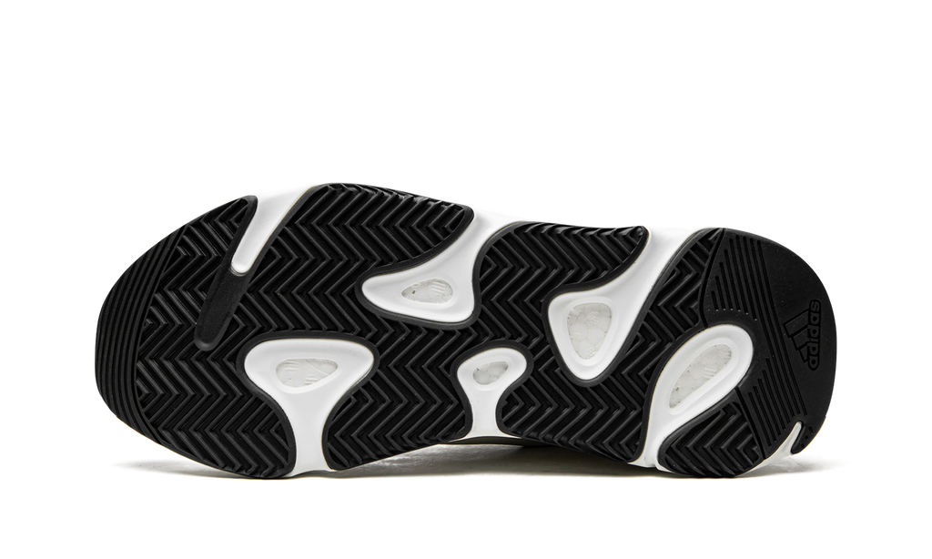 Yeezy 700 MNVN "Laceless Analog" IG4798